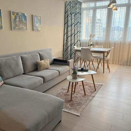 Grand New Bazaar Apartment Tirana Eksteriør billede