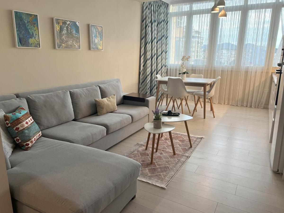 Grand New Bazaar Apartment Tirana Eksteriør billede