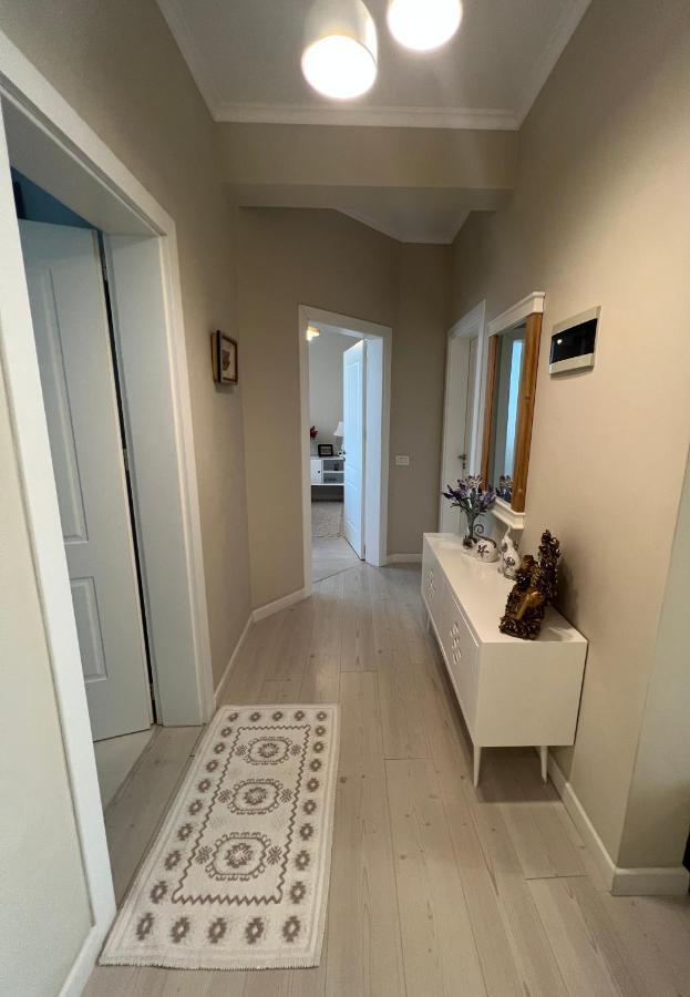Grand New Bazaar Apartment Tirana Eksteriør billede