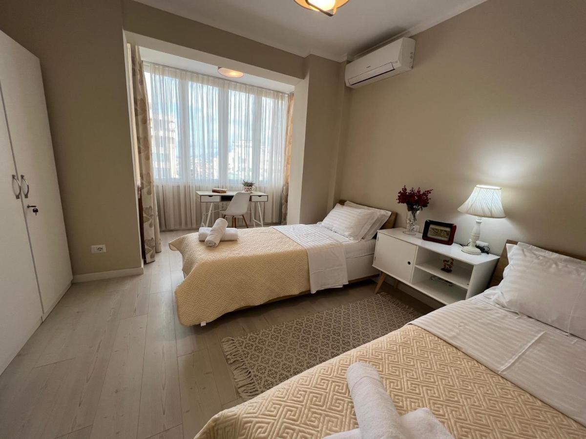 Grand New Bazaar Apartment Tirana Eksteriør billede